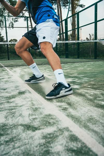 tennis,player,action,summer,court,green,trainers,sneakers,male,man,game,sport,match