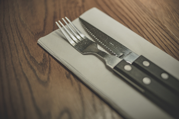 fork,knife,utensils,napkin,table,food