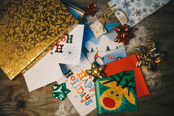  gift,flatlay,present,holidays,gift box,christmas,gift wrap, holiday cards