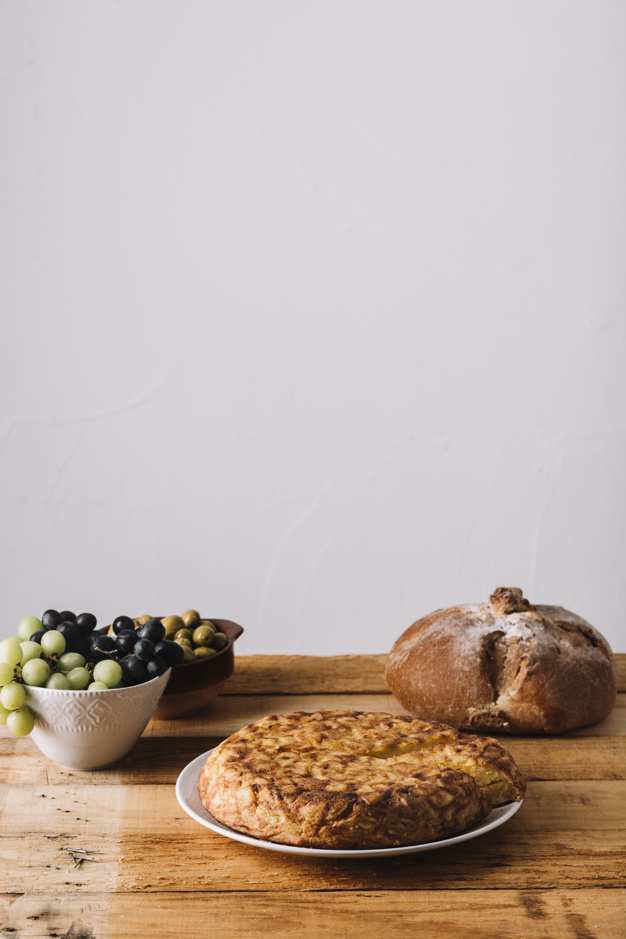 background,food,kitchen,table,fruit,space,white background,bread,wood background,white,sweet,food background,dinner,life,studio,wooden,grapes,lunch,traditional,wood table,nutrition,rustic,fresh,snack,background white,pie,meal,gourmet,background food,ingredients,delicious,cuisine,shot,olives,copy,timber,yummy,tasty,lumber,baked,loaf,still,still life,near,savory,crust,ripe,pickled,copy space,studio shot,palatable,delectable