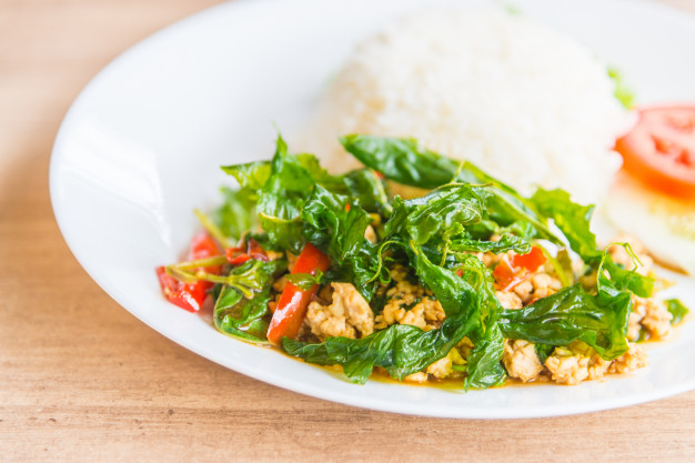 stir,fried,tasty,basil,cuisine,delicious,spicy,meal,asian,fresh,hot,chili,traditional,healthy food,eat,thai,vegetable,healthy,egg,rice,white,chicken,red,leaf,food