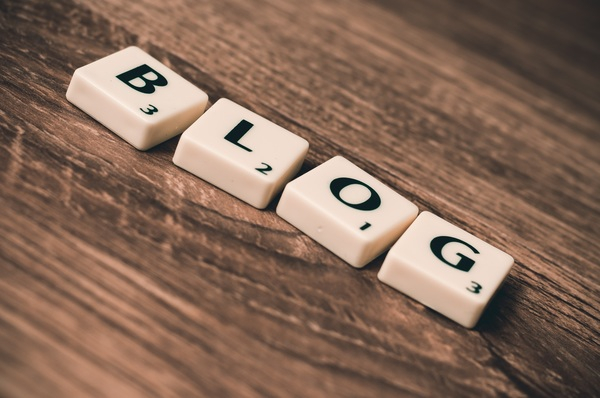 blog,blogging,business,web,internet,scrabble,wood