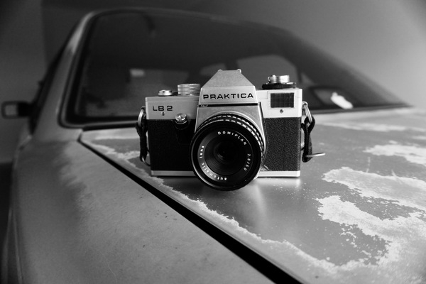 analog,Analogue,aperture,black-and-white,camera,car,classic,close-up,equipment,focus,iso,lens,mono,optical,photograph,photography,precision,shutter,studio,technology,transportation system,travel,vehicle,vintage,zoom,Free Stock Photo