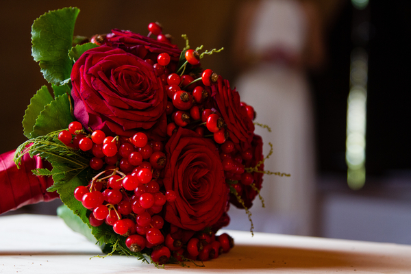 cc0,c1,bridal bouquet,roses,red,flowers,rose bloom,blossom,bloom,beauty,romance,free photos,royalty free