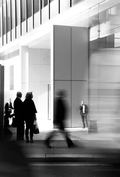 white,black,black and white,portrait,white,glass,gnw,light,computer,street,people,building,black and white,motion,sidewalk,pavement,pedestrian,walking,architecture,london,person,free stock photos