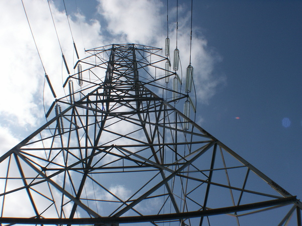 industry,power,tower,metal,steel,electricity,utilities,trasnmission,wires,energy