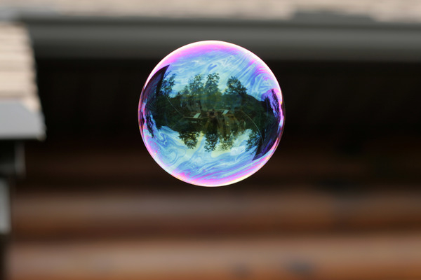 bubble,blowing bubbles,reflect,reflection