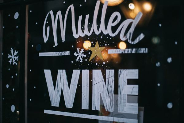 drink,food,table,lettering,drink,winter,holiday,home,winter,sign,christmas,festive,mulled,wine,star,snowflake,letter,alcohol,store,signboard,christma