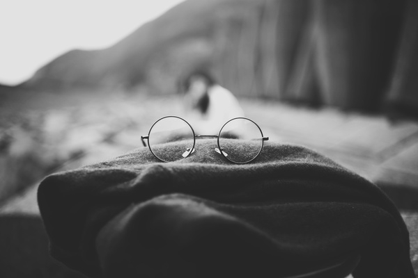 cloth,blur,black and white,eyeglasses,eyewear