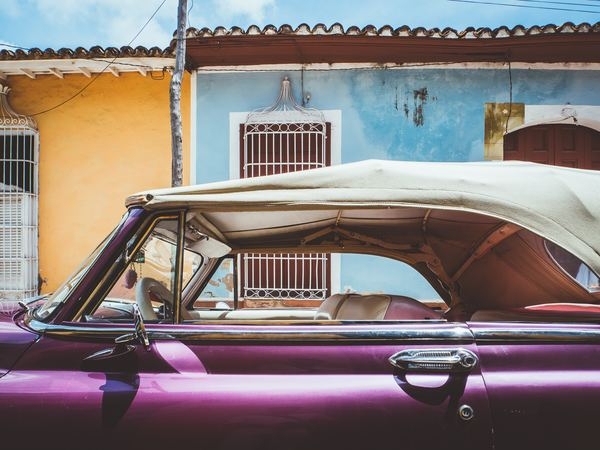 steemit,night,city,car,vintage,classic,vog,woman,girl,cuba,old american car,color,street life,oldtimer,car,cabriolet,old car,colorful,colonial,chevrolet,us car,free stock photos