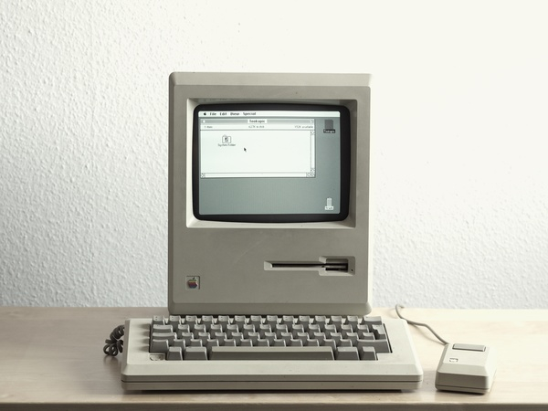 macintosh,computer,technology,oldschool,vintage,retro,mouse,keyboard