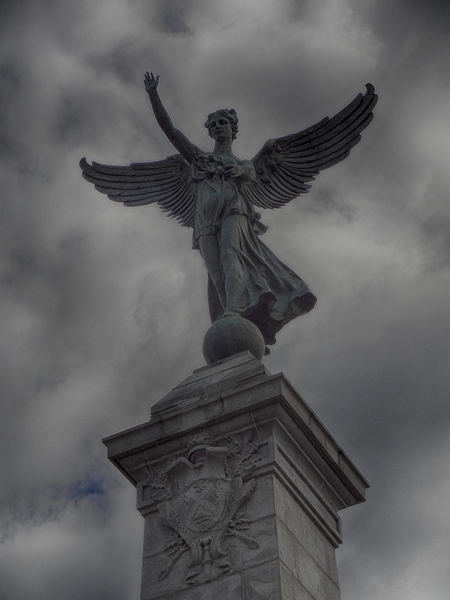 cc0,c1,montreal,angel,wings,symbol,monument,heaven,statue,female,raised hand,canada,free photos,royalty free