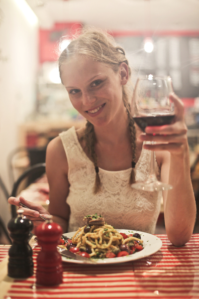 blonde hair,cuisine,date,delicious,dinner,dish,drink,facial expression,fashion,flirting,food,fork,girl,hairstyle,holding,indoors,italian,meal,pasta,plate,restaurant,spaghetti,table,teen,toast,wear,wine,wine glass,woman,Free Stock Photo