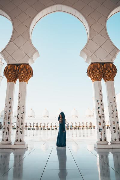 woman,mosque,architecture,building,religion,muslim,sun,summer,marble,dome,white
