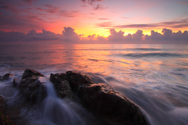 beach,dawn,dusk,HD wallpaper,nature,ocean,rocks,sea,seascape,seashore,sky,sunrise,sunset,water,Free Stock Photo