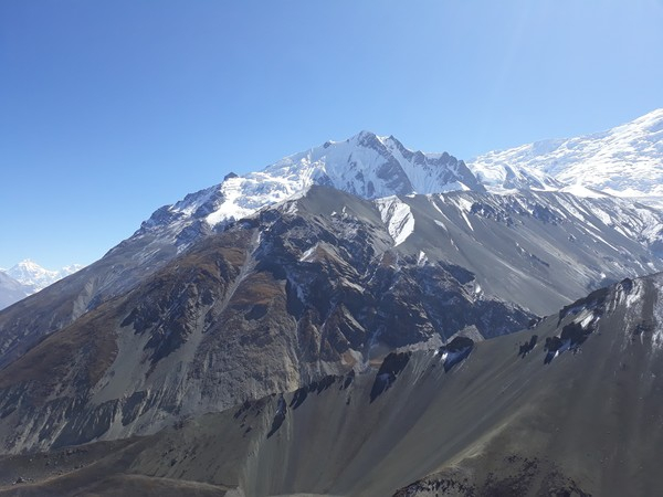 mountain,himalayas,nepal,snow,dramatic,peaks,steep