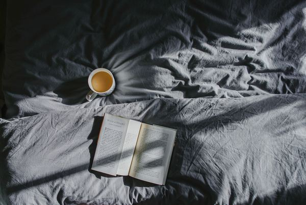 rest,shadow,bed,man,male,hand,comfort,home,sofa,cup,drink,coffee,book,bed,sheets,shadow,text,print,tea,bedding,topdown,free pictures