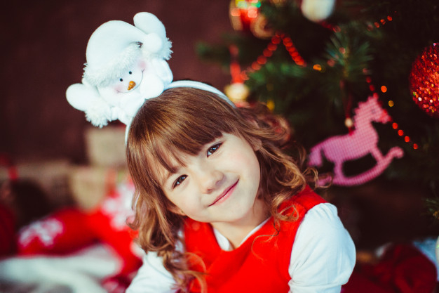 admiring,sits,caucasian,joyful,moment,before,little,daughter,wonderful,small,friendly,indoor,childhood,nice,stylish,pretty,laughing,alone,joy,lovely,day,cute girl,lifestyle,portrait,beautiful,newyear,background white,young,background christmas,cute background,studio,funny,vacation,baby background,baby girl,childrens day,kids background,dress,person,elegant,white,couple,child,snowman,holiday,kid,happy,face,cute,beauty,red,girl,family,kids,baby,winter,tree,christmas background,christmas tree,christmas,background