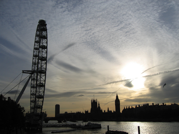 cc0,c1,london,london eye,sunset,sky,england,thames,city,landmark,westminster,architecture,english,cityscape,parliament,skyline,free photos,royalty free