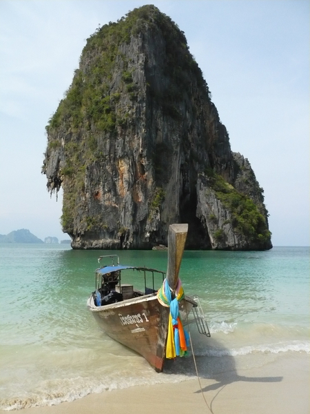 cc0,c1,beach,cliff,boat,scenic,krabi,free photos,royalty free