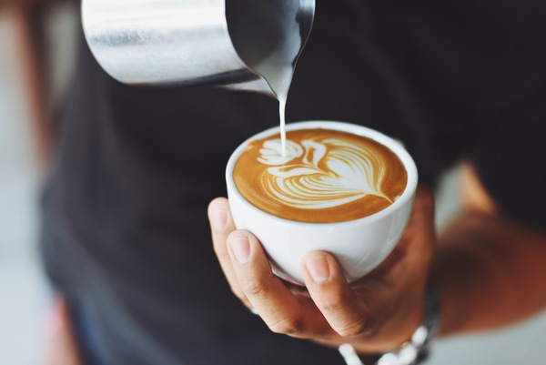 art,blur,cappuccino,close-up,coffee,coffee drink,cream,cup,delicious,drink,foam,focus,hot,latte,latte art,milk,mocha,mug,Free Stock Photo