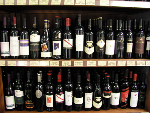 wine,alcohal,bottles,bottle,glass,wine new zealand,alcohol,new zealand,christchurch