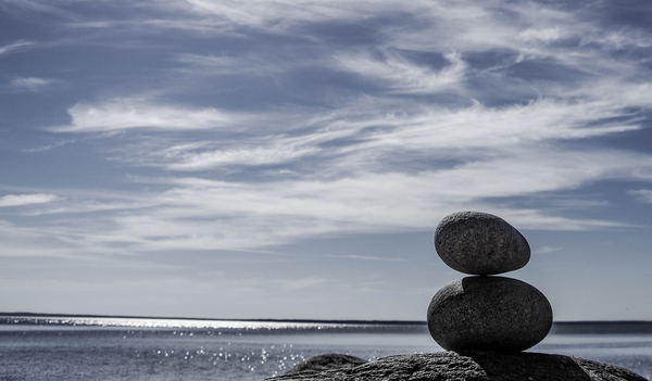 balance,horizon,ocean,peaceful,rock balancing,rocks,sea,seashore,sky,stones,water