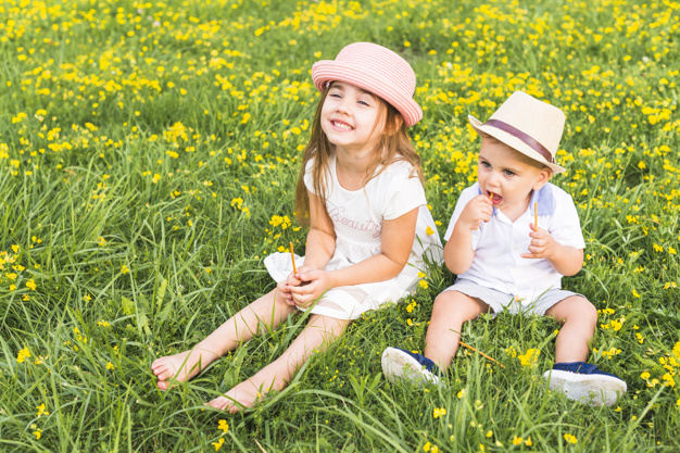 floral,people,summer,nature,hands,beauty,cute,spring,garden,kid,child,yellow,bread,boy,hat,park,children day,eat,growth