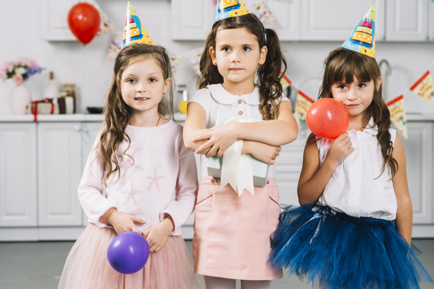 birthday,people,party,house,gift,kitchen,home,cute,celebration,smile,kid,balloon,event,child,decoration,hat,balloons,decorative,group,life