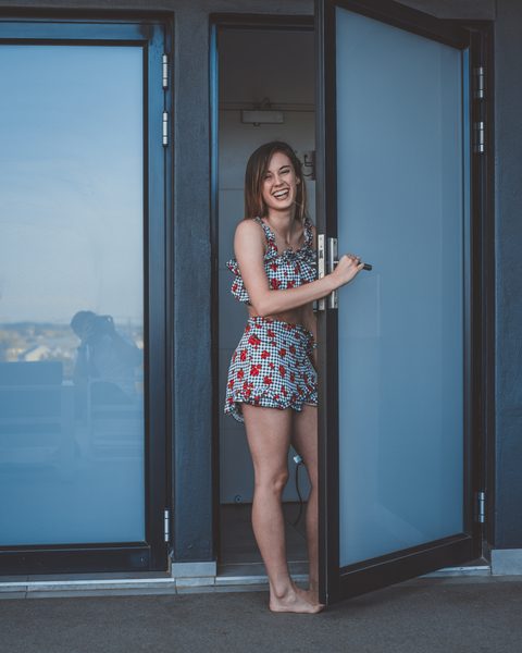 adult,attractive,barefoot,beautiful,beauty,cute,door,doorway,entrance,fashion,female,glamour,happiness,happy,lady,laugh,laughing,model,opening,person,photoshoot,pose,posing,posture,pretty,sexy,smile,smiling,wear,woman