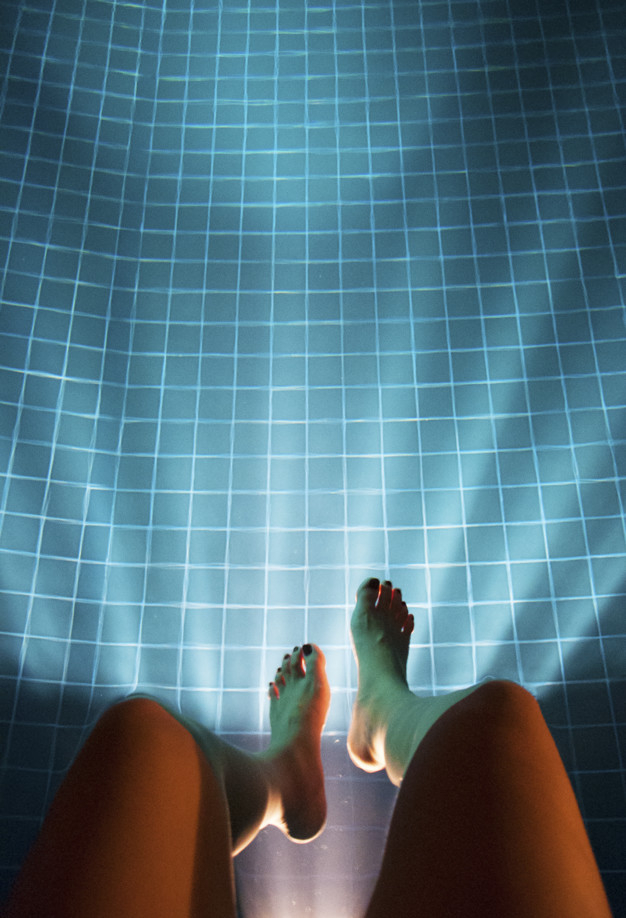 water,light,human,night,pool,swimming,foot,relax,swimming pool,view,hanging,sitting,feet,legs,leg,rest,down,relaxation,aerial,barefoot