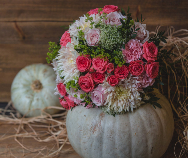 Free: Flower bouquet put inside pumpkin ball Free Photo - nohat.cc