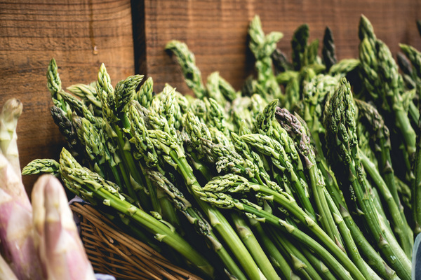 asparagus,close up,farmers market,market,vegetables
