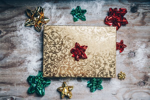  gift,flatlay,present,holidays,gift box, christmas