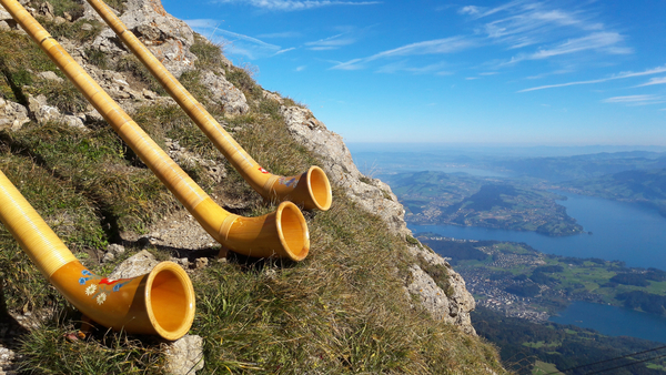 cc0,c3,horn,tradition,switzerland,music,wind instrument,instrument,mountain,free photos,royalty free
