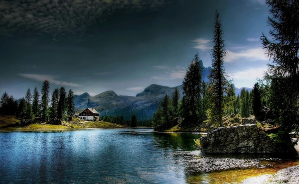 adventure,clouds,conifer,dark,dawn,environment,fall,forest,hiking,house,lake,lake vacation,landscape,light,mountain peak,mountains,nature,outdoors,panoramic,placid,recreation,reflection,river,rocks,scenic,summer,sunset,travel,trees,view,water,wood,Free Stock Photo