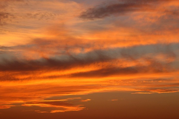 atmosphere,clouds,cloudscape,dusk,nature,orange,scenic,sky,sunset,Free Stock Photo