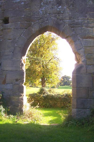 arch,ruins castle,england,yorskshire,stone,medieval