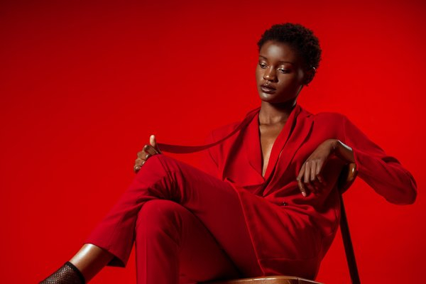  red,pose,woman,model,fashion,thinking,young woman,black woman, young adult