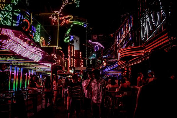 travel,wallpaper,travel background,city light,light,night,neon,light,night,nightlife,bar,club,club district,neon sign,neon,night,neon light,light trail,long exposure,night time,night lights,free images