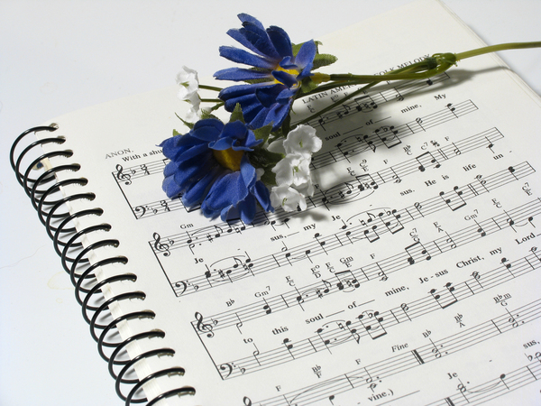 choir,book,singing,sing,song,church,religion,religious,christian,spiritual,faith,hymn,hymnal,chorus,choral,choirbook,songbook,music,sheet,sheetmusic,musical,staff,notes,note,notation,words,flowers,floral,pretty,artistic,art,spiral,bound,background,presentation,power,point,powerpoint,scene,still,life,still-life,arrangement,backgrounds