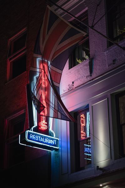 neon,sign,light,building,architecture,united kingdom,nightlife,light,night,flag,restaurant sign,british flag,neon light,neon sign,light sign,sign,neon,glow,building,city,cocktail,public domain images