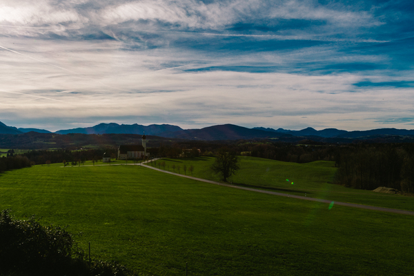 grass,fields,mountains,landscape,sky,clouds,country,horizon