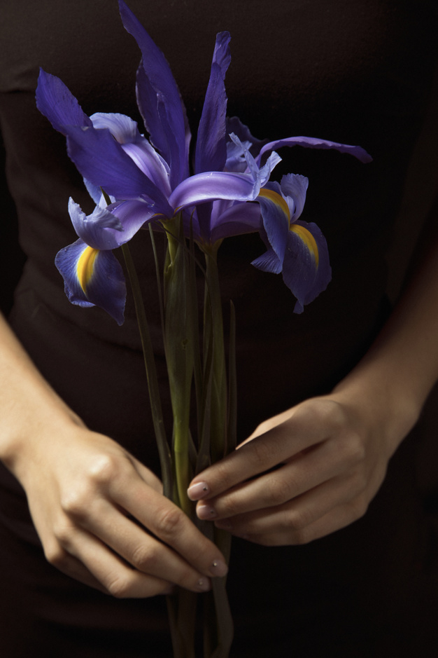 studio shot,bunch,casual,bud,bloom,stem,crop,standing,pretty,shot,adult,holding,petal,season,bright,beautiful,blossom,fresh,young,dark,bouquet,female,studio,model,natural,plant,person,clothes,colorful,black,spring,cute,hands,blue,green,light,woman,summer,hand,flowers,floral,flower