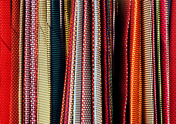 texture,textures,fabric,fabrics,color,colors,scarf,sarves,necktie,neckties,tie,ties,row,rows,square,squares,colorful,raibow,abstract