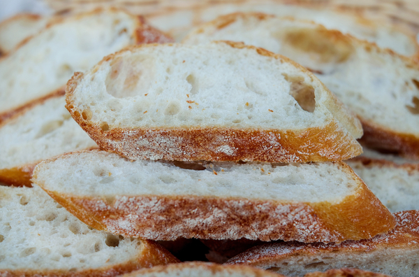 cc0,c2,baguette,bread,baked goods,food,cut,free photos,royalty free