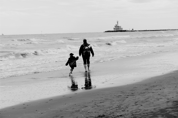 kid,rain,beach,people,family,fun,seaside,shore,running,run