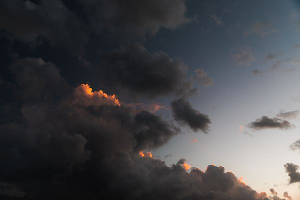 cloud,ecstasy,light,night,sky,star,night,overcast,overcast day,dramatic sky,storm,cloudy day,cloudy sky,cloud,weather,outdoor,sunset,wallpaper,view,free pictures