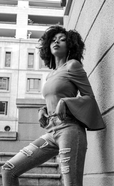actress,adult,afro,beauty model,black-and-white,facial expression,fashion,fashion model,girl,hairstyle,model,outdoors,person,photoshoot,pose,street,wear,woman