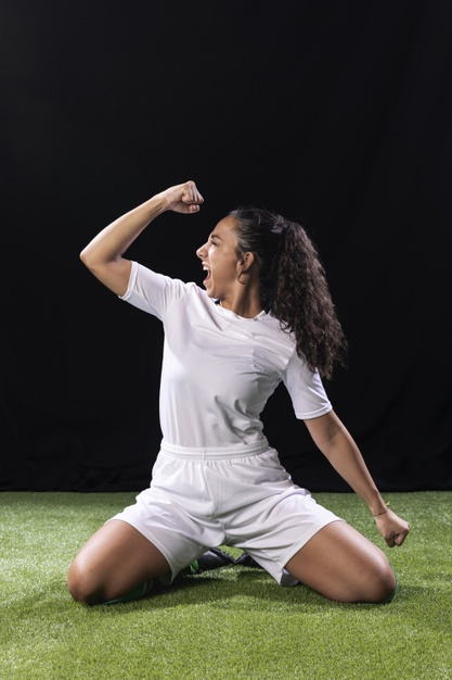 sportswear,footballer,sporty,pitch,athletic,pretty,adult,match,athlete,fit,beautiful,workout,young,female,youth,lady,training,game,soccer,beauty,football,fitness,girl,sport,woman